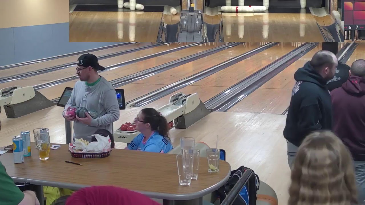Candlepin Corner Christmas Classic: 9-Pin!
