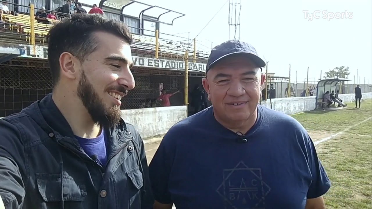 Puerto Nuevo y su platea techada... ¡con viejas paradas de colectivo!