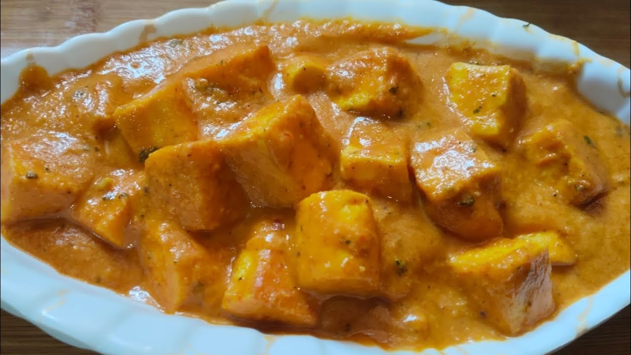 పన్నీర్ మసాలా కర్రీ 👌 చపాతీ లోకి రైస్ లోకి ఎన్ని సార్లు తిన్నా బోర్ కట్టని కమ్మటి పన్నీర్ కర్రీ 😋 #