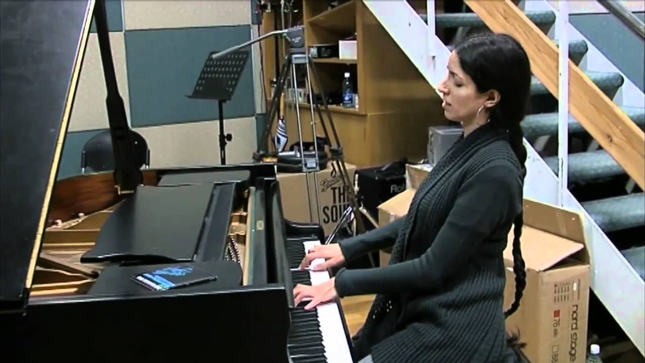 The JKE Sessions - You Came Like Welcome Rain by Zoe Rahman Trio, with special guest Idris Rahman.