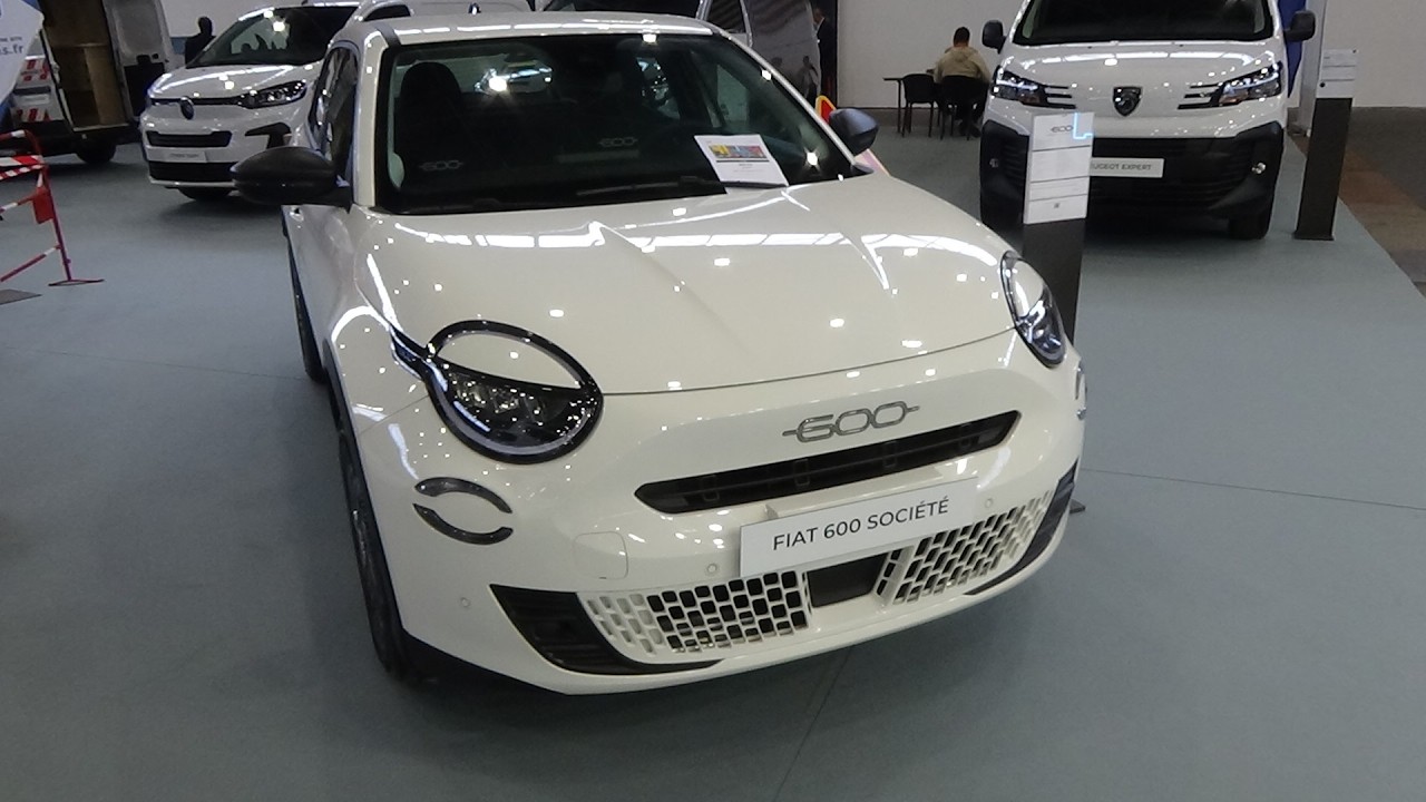 2026 Fiat 600 T-Gen 3 1.2 Hybrid Turbo 110 eDCT6 - Exterior + Interior - Salon Automobile Lyon 2026