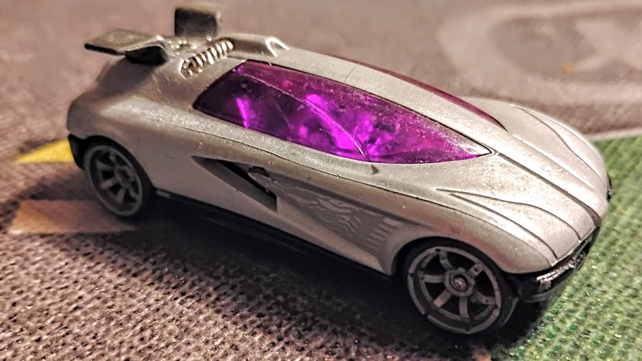 Reviewing a 2005 new casting from Hot Wheels and this one is called Octainium.
