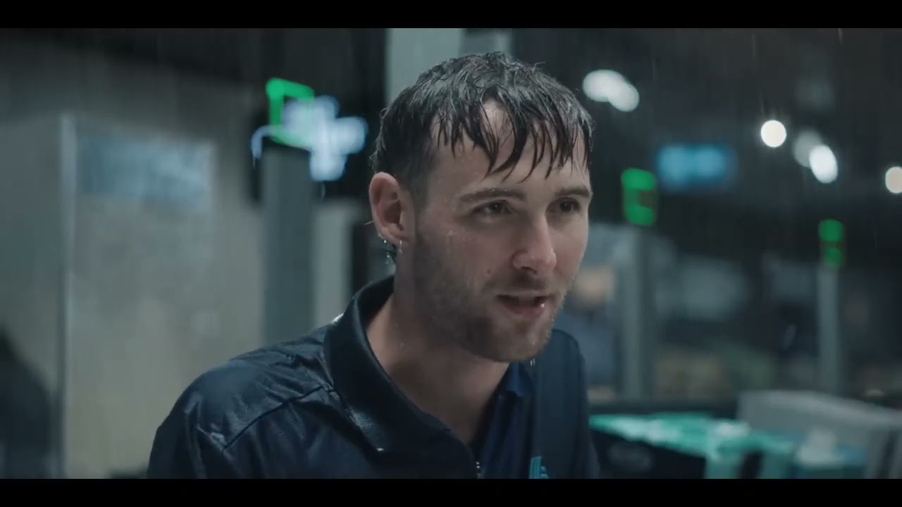 Aldi - Australian Ad (2023): A Rainy Goodbye
