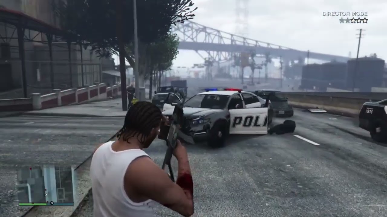 GTA 5 : Crashes , Mayhem and a Crazy Police pursuit #gta