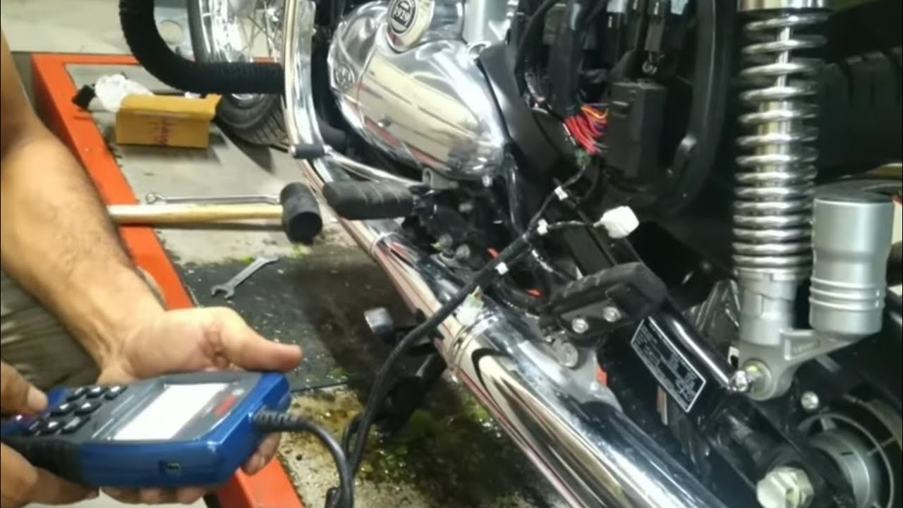 Lambda sensor problem fixed in Jawa 42/Jawa 42 2nd servicing/Trackless Rahul