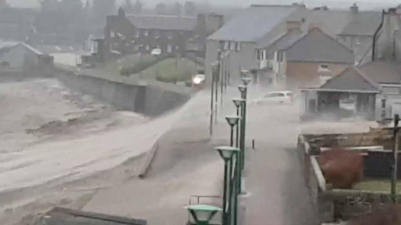 Sand storm hit Thurso beach in Scotland (Jan 7, 2019)