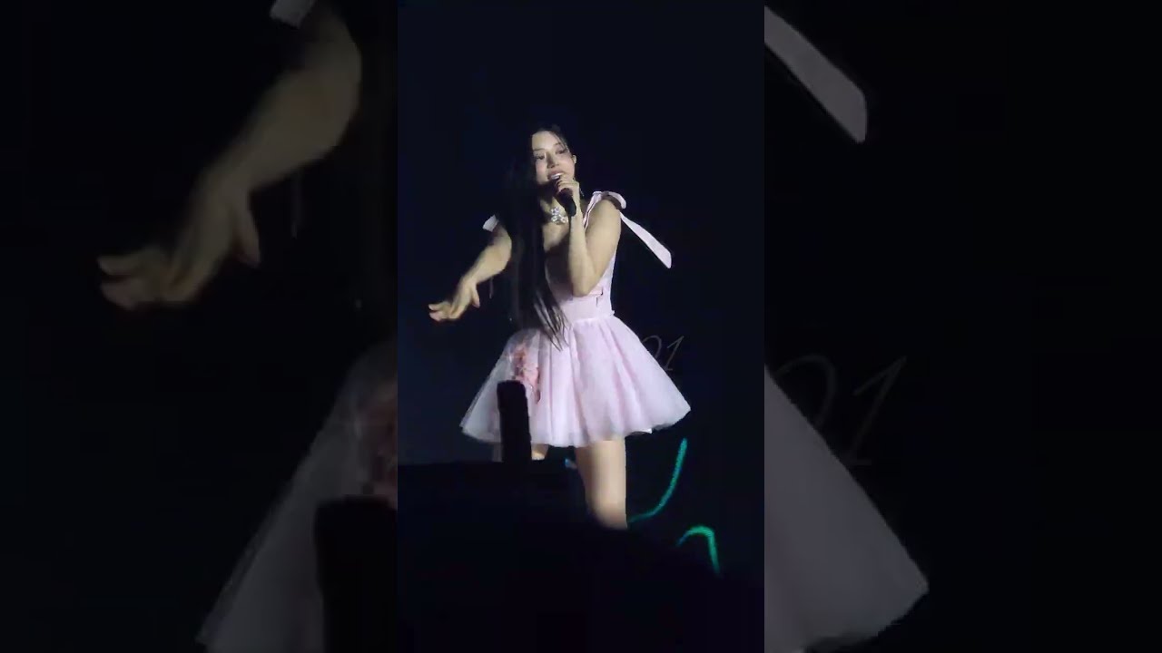 ILLIT -  CHERISH (MY LOVE) [FANCAM] LIVINFEST MUSIC SECTOR K JAKARTA 181025