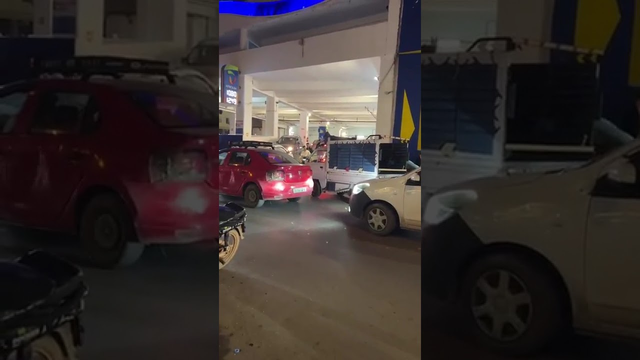مباشرة من كازا.. زحام على محطة البنزين قبل منتصف الليل بسبب الزيادة.. شوفو شنو واقع