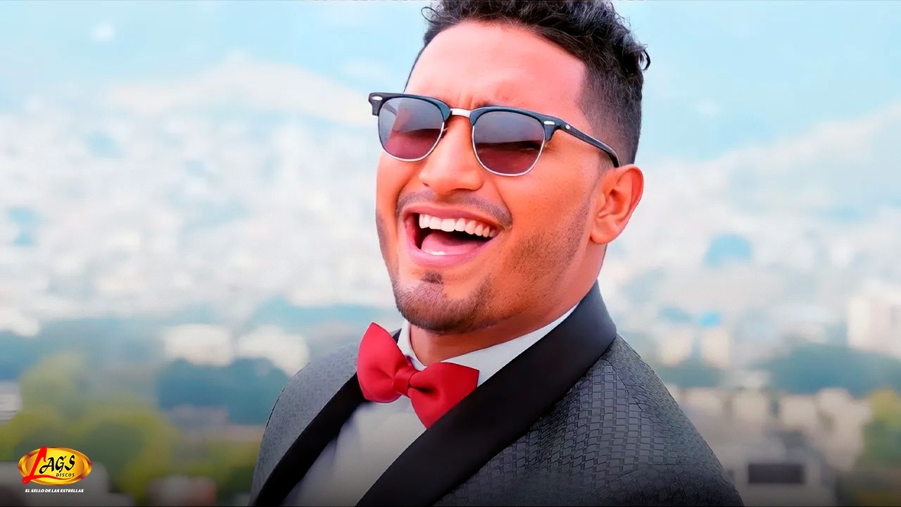Orquesta La Fuga Ft. Elvis Magno - A Mi Me Va Bien | Salsa Rom&aacute;ntica