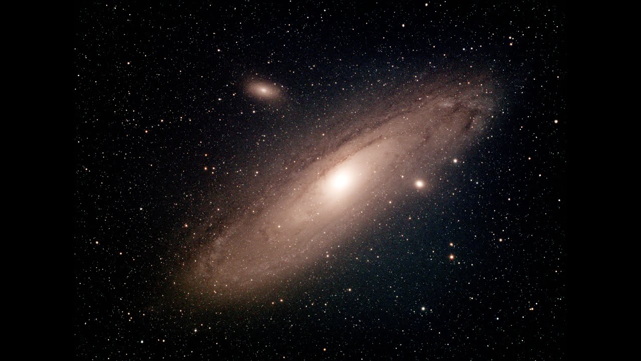 Live Stack of M31: Andromeda Galaxy with Askar FRA400 and ASi294MC Pro.