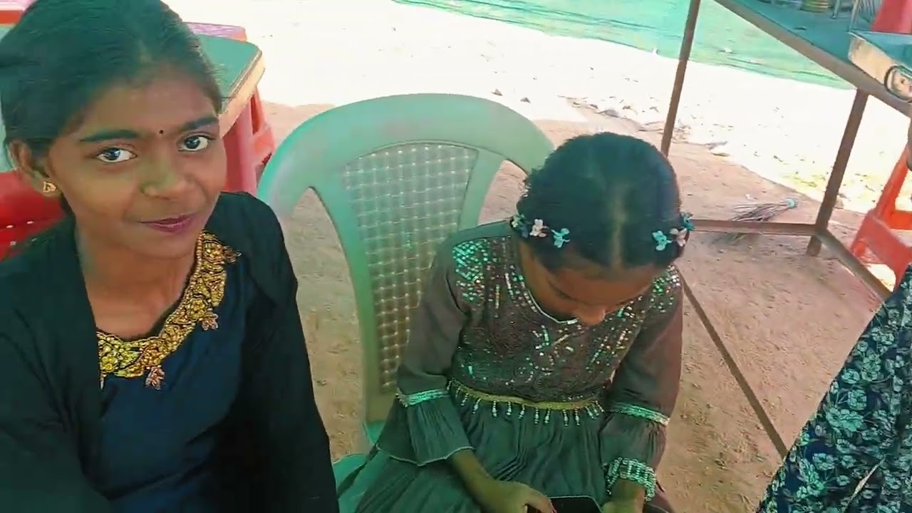 મયંક ને કાકાને કાકી સમૂહ લગ્ન માં જઈને આવ્યા