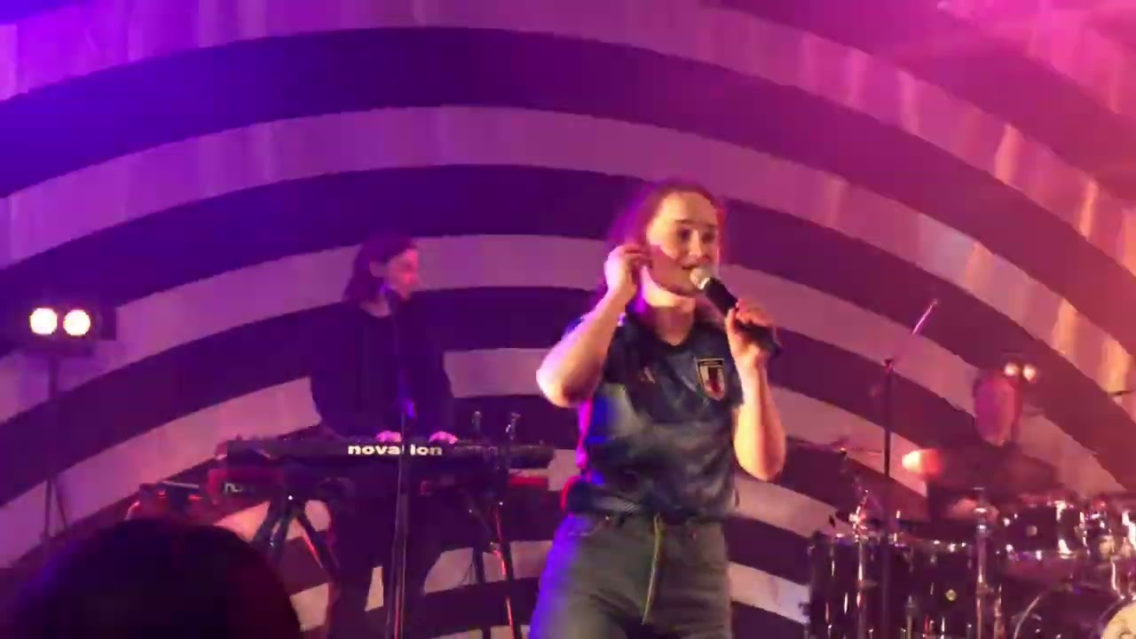 Sigrid “Strangers” @ duo MUSIC EXCHANGE, Tokyo 25/05/23
