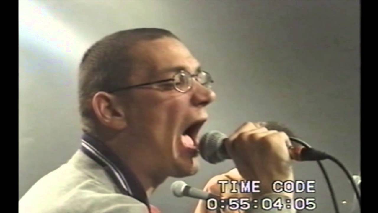 PODWÓRKOWI CHULIGANI -  na żywo Rewolucja 2000
