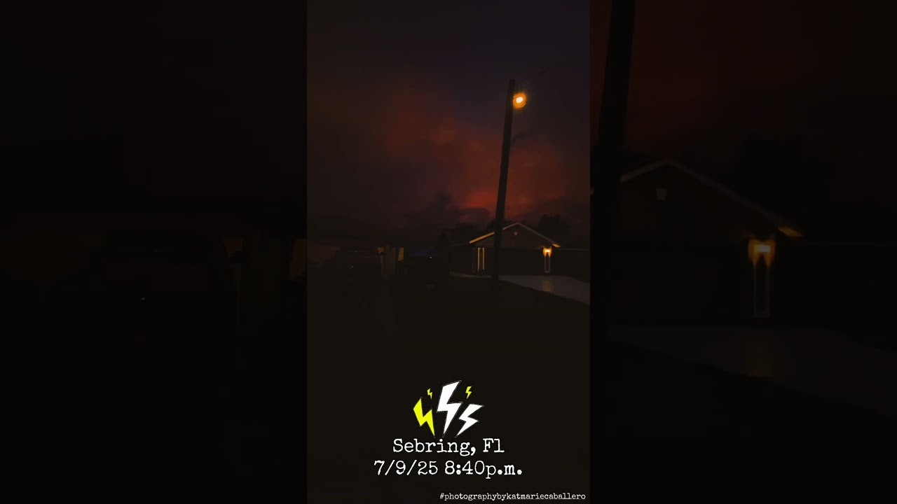 Storms moving in #photographybykatmariecaballero  #sunsetshorts #sebring #stormshort #usweather