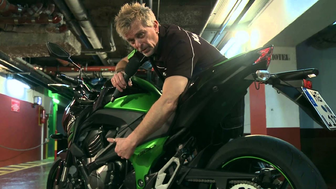 KAWASAKI Z800 Press Launch