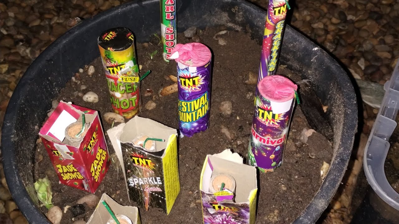 Sorcerer TNT Fireworks - Aldi low noise selection box