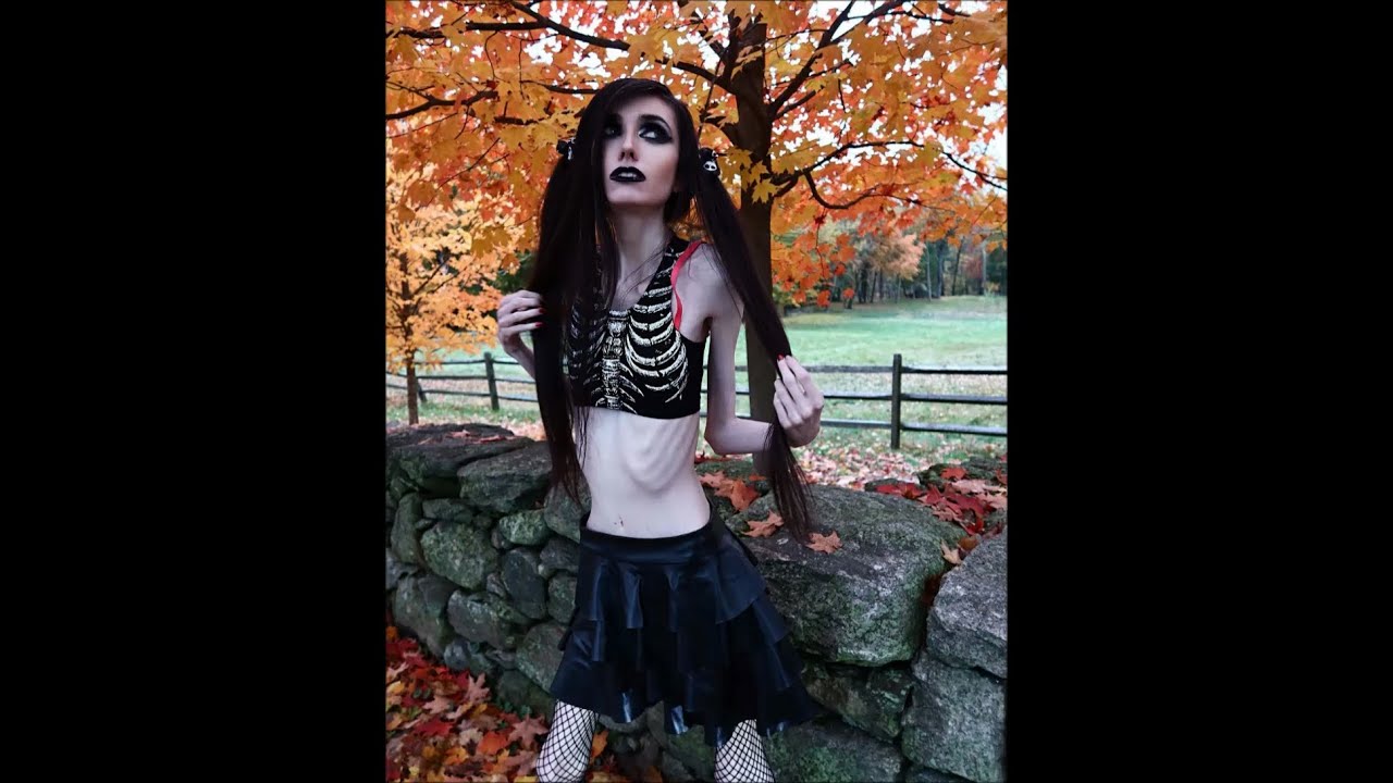 Eugenia Cooney New Photos Wearing Skeleton Ribs Black Crop Top | Instagram October 30, 2022 #shorts