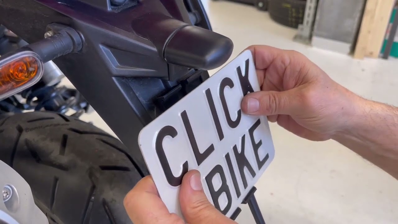 Rahmenlose Nummernschild/ Kennzeichenhalter f&uuml;r Motorrad