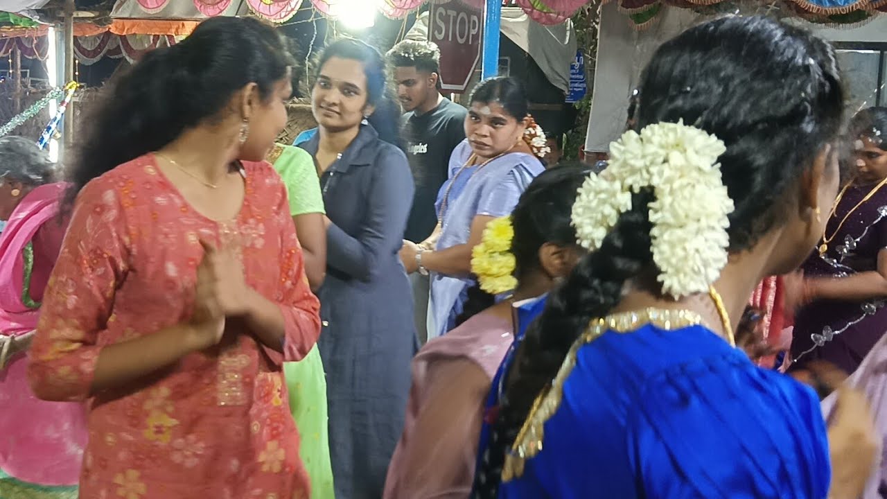 பாவூர்சத்திரம் காமராஜர் மார்க்கெட்இசக்கியம்மன் கோயில் மைனர்ராஜா முளைப்பாரி கும்மிபாட்டு