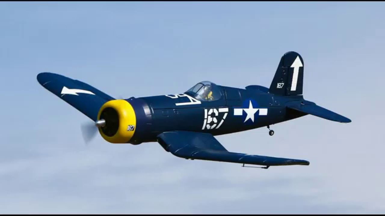 RC F4U Corsair Flight