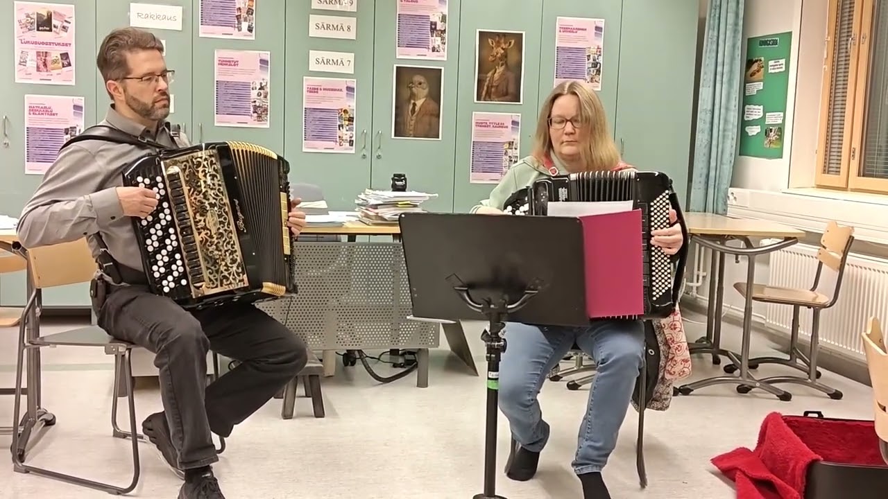 Kansalaisopiston harmonikkakurssi