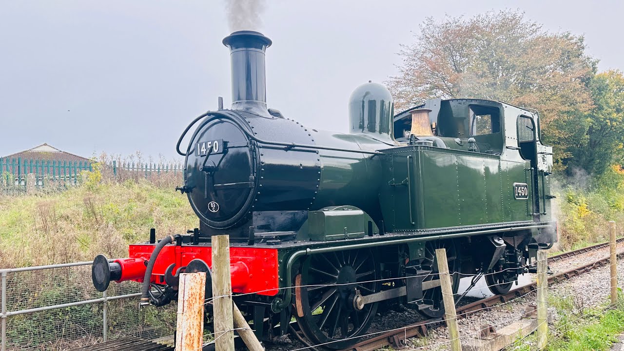 GWR Class 1400  Auto Tank No 1450 on Light Engine on the Avon Valley Railway to Oldland Common