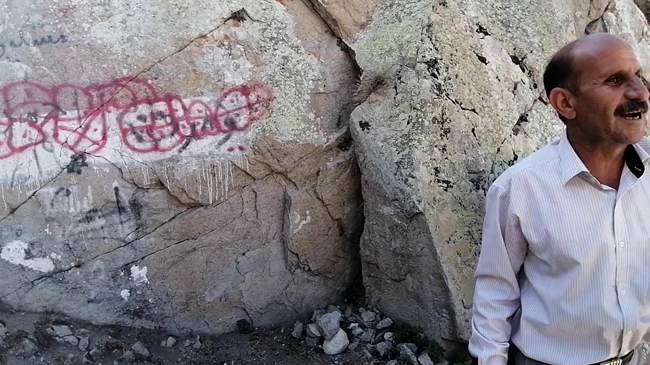 Qaradag Babek Bezz qalasi