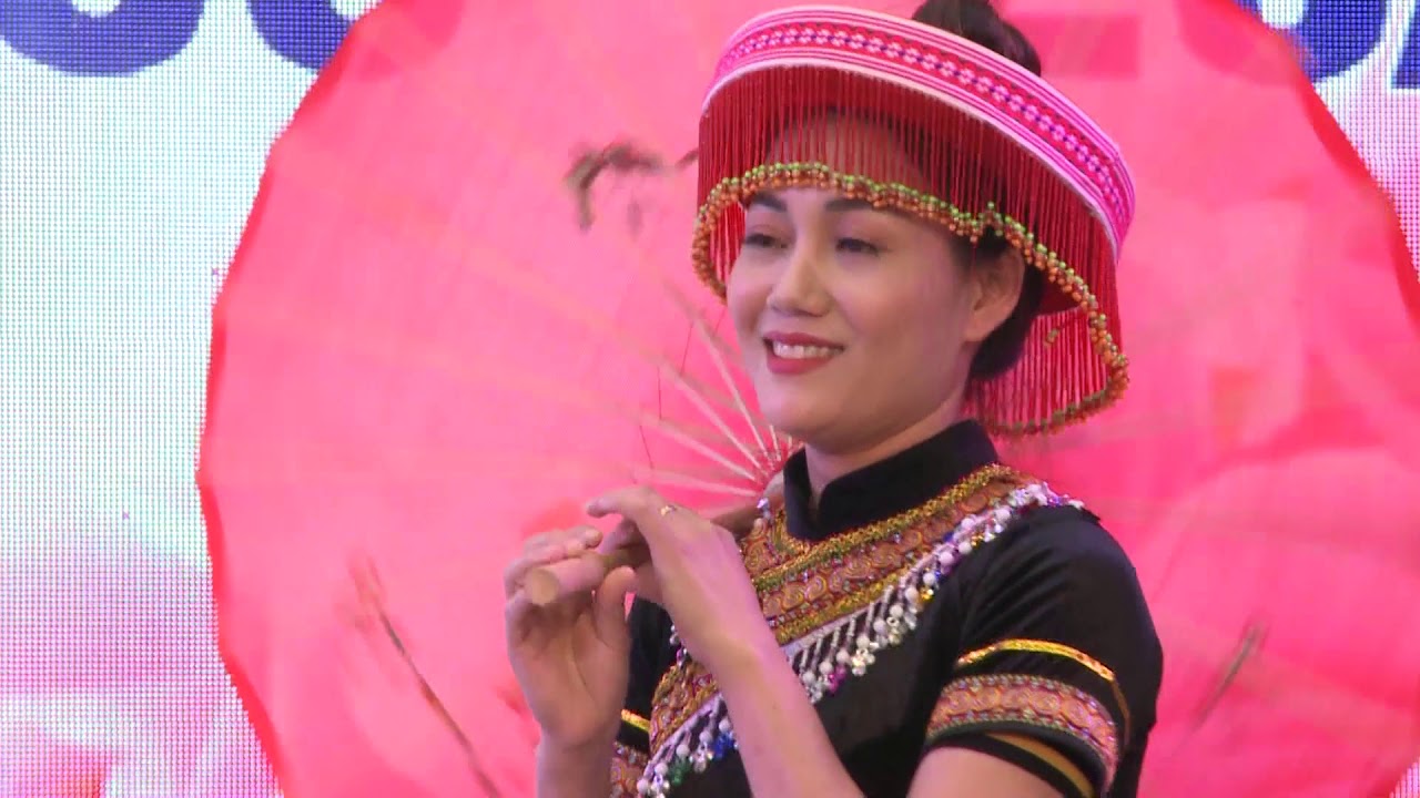 MÚA GẶP NHAU GIỮA RỪNG MƠ - TT CHỢ ĐỒNG HỚI