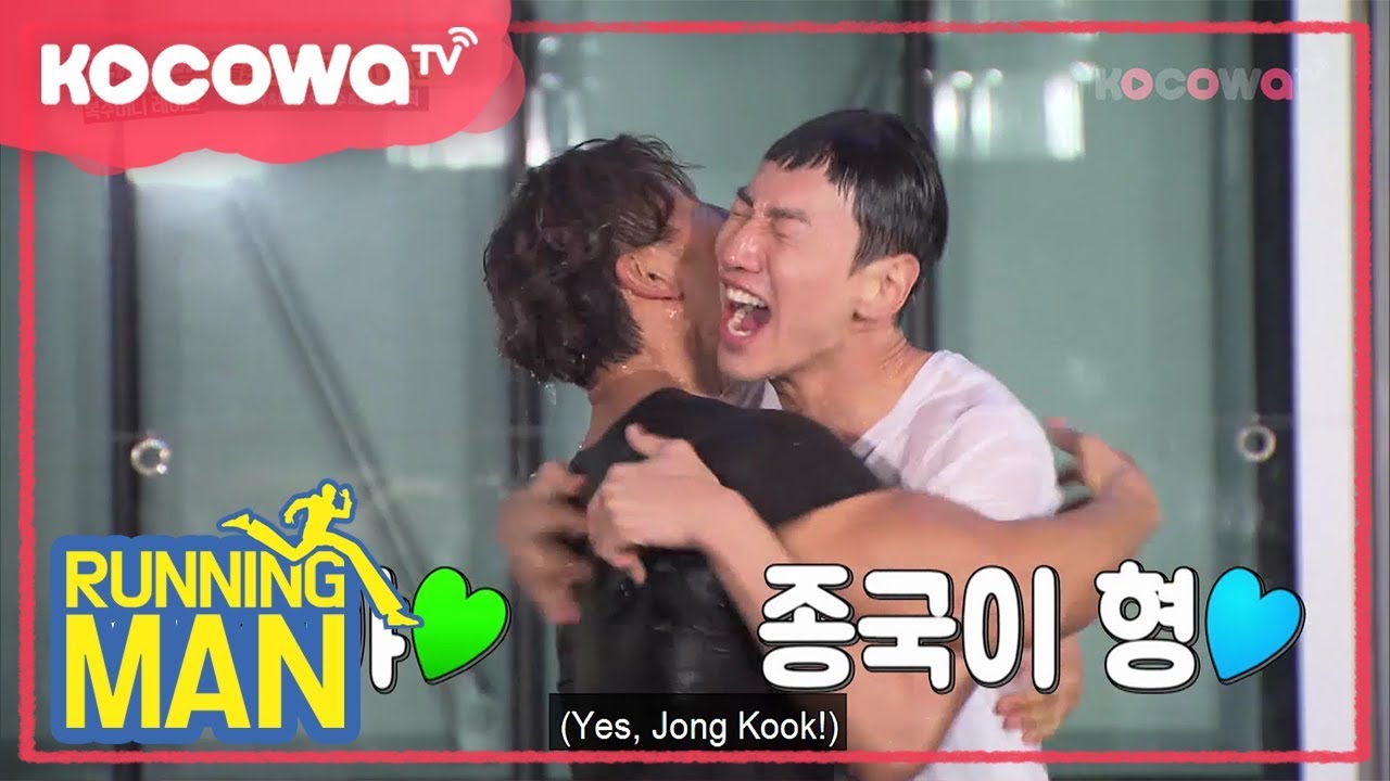 Kwangsoo and Water Bomb [Running Man Ep 384]