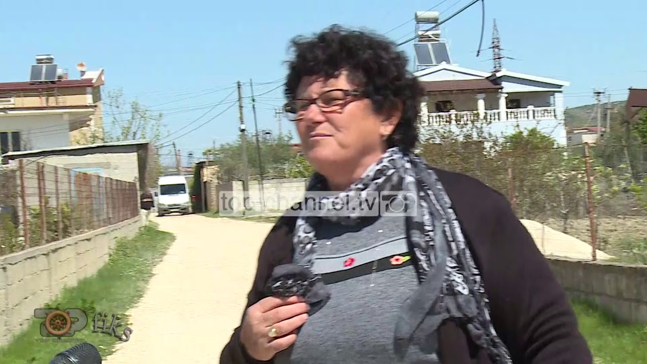 Fiks Fare/ Plehrat mbulojnë lagjen Lapardhicë në Kuçovë