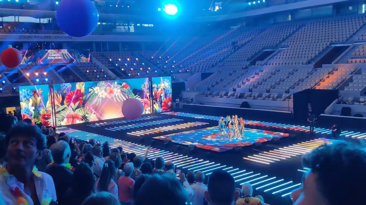 Keen'V - Tahiti (Le plus grand karaoké de France, Paris, Roland-Garros, 26/06/23)