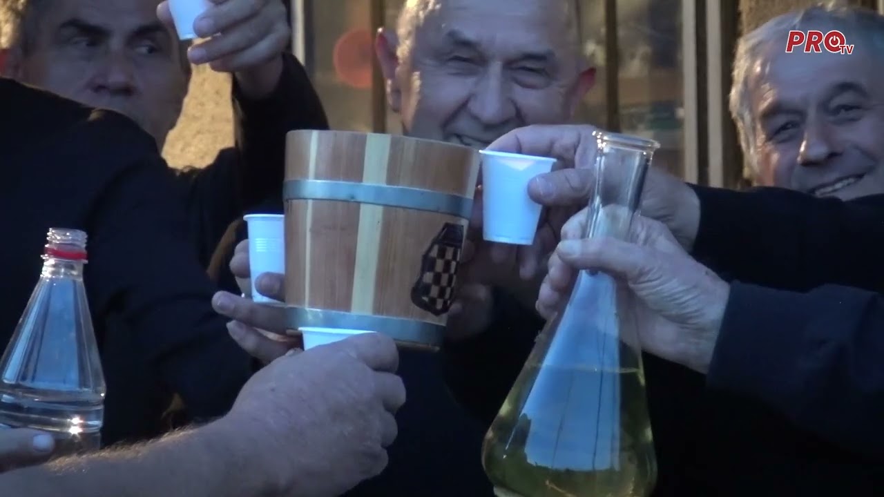 PEKLI SMO RAKIJU KOD SLOŽNIH BEĆARA U ČITLUKU