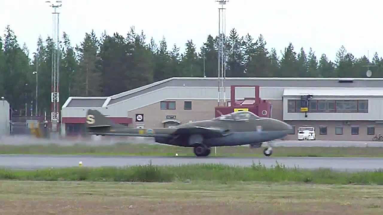 De Havilland Vampire J28