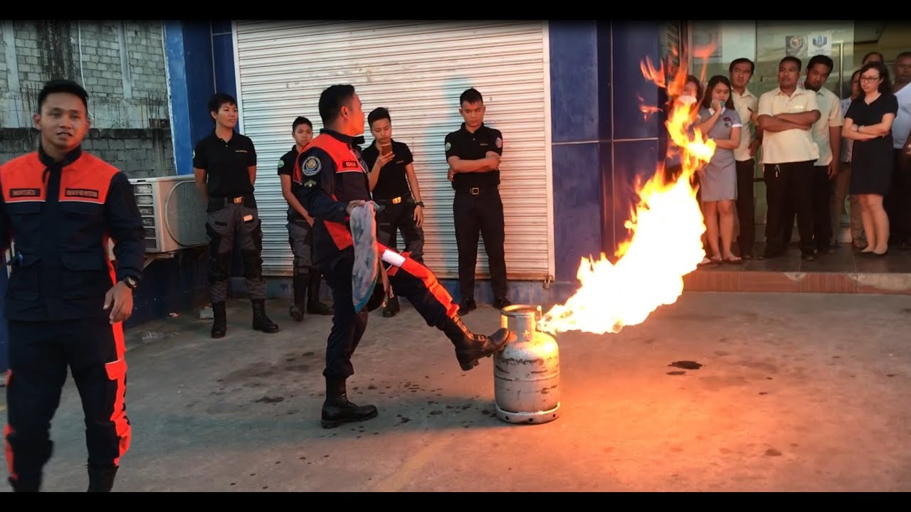 Roxas, Isabela - LPG Tank and hose Fire Safety demonstrations