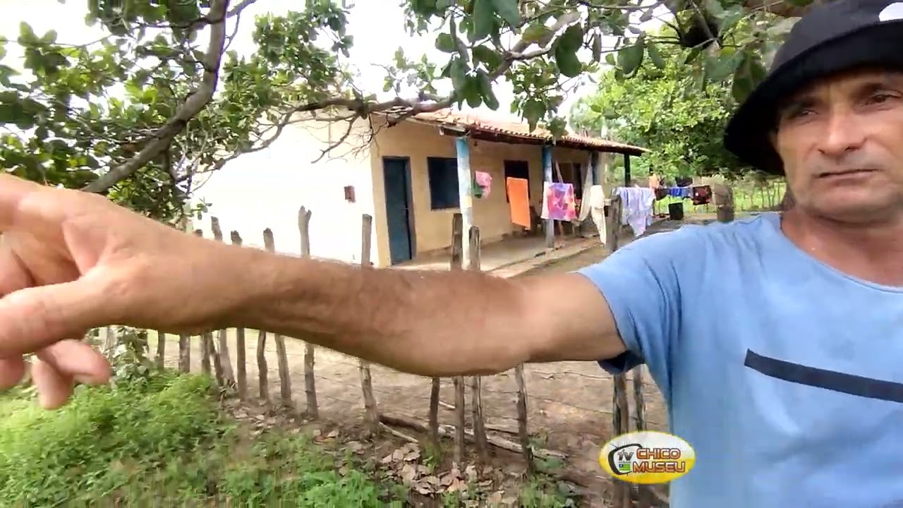 SE APROXIMA A ÉPOCA DAS  PESCARIA E  É HORA DE  REFORMAR A CANOA
