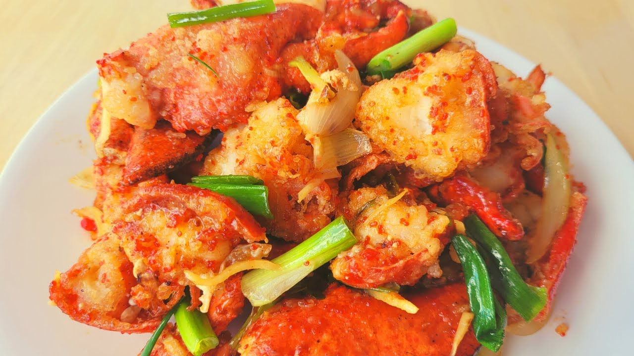 How to Stir Fry Lobster With Ginger & Onion / Tôm Hùm Xào Gừng Hành / Homard Sauté au Gingembre
