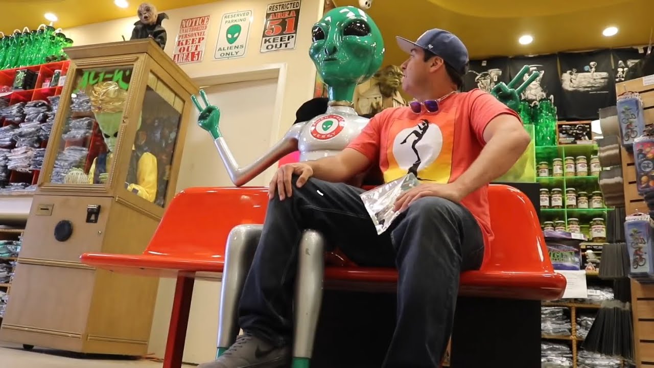 Alien Fresh Jerky! The Extraterrestrial Snack Shack |  Abandoned Gas Station - UFO HOTEL California