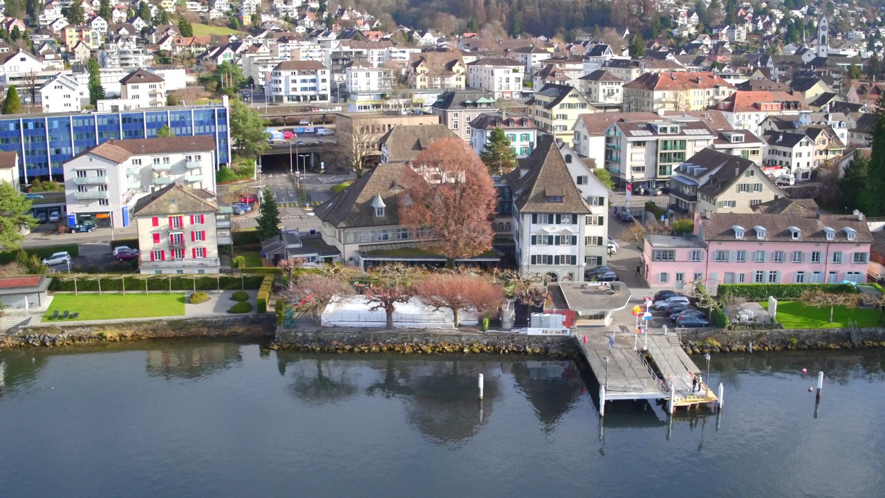 K&uuml;snacht Zollikon