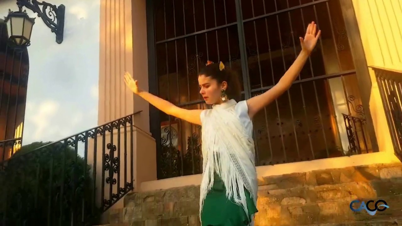Bailando...Sevillanas - Rocío Guerrero - 