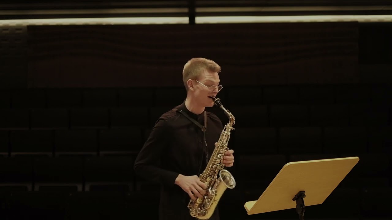 Luciano Berio - Sequenza No. 9b | Alexander Prill