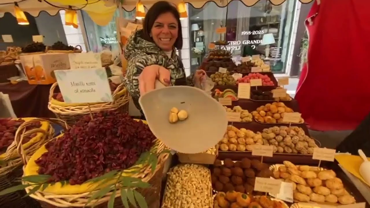 Tour with Me: In Foligno, a Street Market Reigns