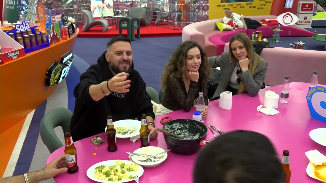 U nxeh sepse nuk i përgjigjej dot një pyetjeje”/ Stenaldo diskuton me banorët për bisedën me Mirin