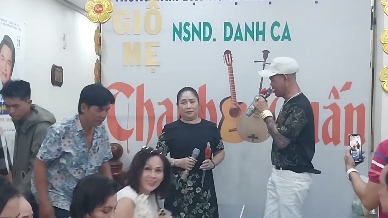 Huy sang và chị phượng hằng lúc này chưa cắt avedam