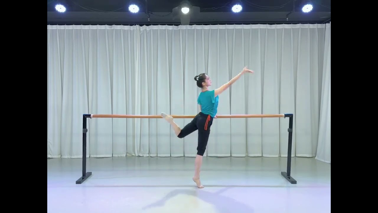 When Ji Xun meets super beautiful music I love it even more Adult Classical Dance Basic Tr