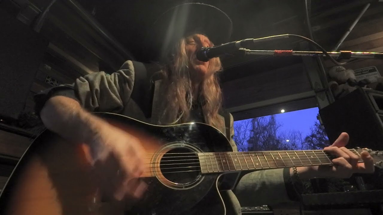 Distant Sun - Crowded House (Acoustic Cover) | Christopher M. Caruso