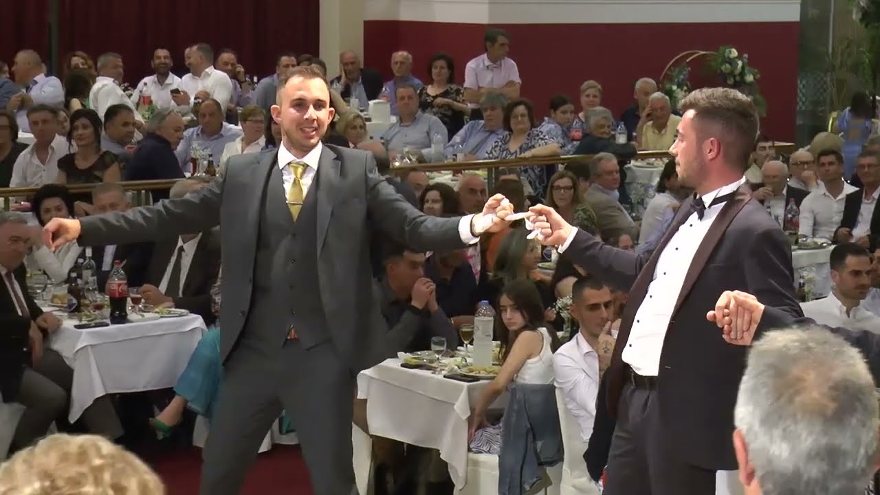 Κουμπάρε που στεφάνωσες - Αργά λεβέντη μ' το χορό!