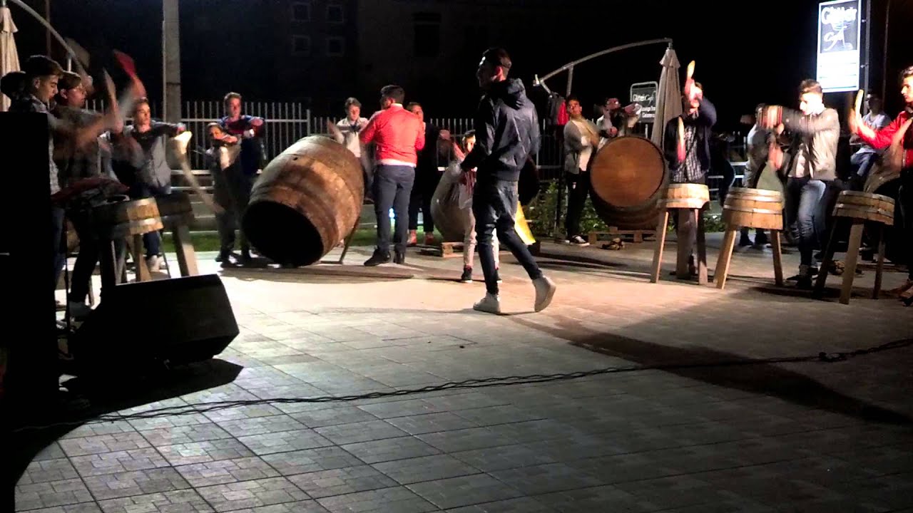I Guagliun E Ra Stazion-Festa Glitter 2013 parte 1