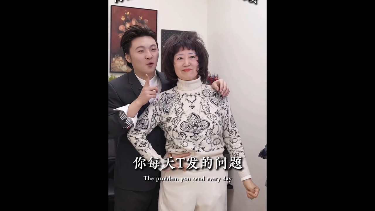 武汉姐姐的热情，差点让我跪下！但能为她找回年轻自信，一切都值了✨ 这次公益巡剪，遇到一位爱美却困扰重重的姐姐：白发多、发量稀疏、脱发严重…💇‍♂️海德老师出手了！首次为她施展“白发溶解画染”，还搬出