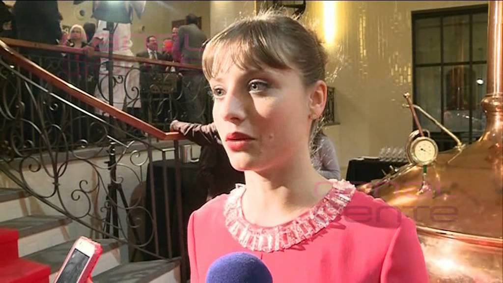 Michelle Jenner recibe el Premio Sant Jordi