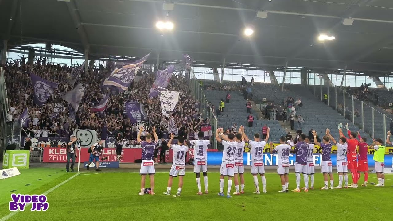 Sturm Graz - Austria Wien (0:1) / 14.09.25 / Fans & Mannschaft feiern Auswärtssieg